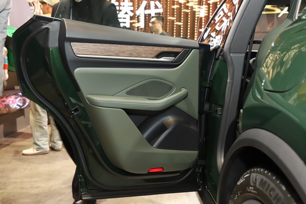 Porsche Macan EV Interior