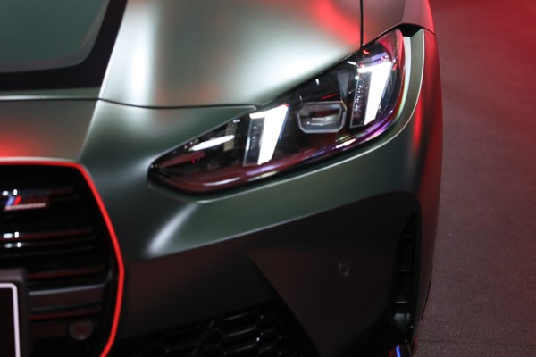 BMW M4 Coupe Exterior