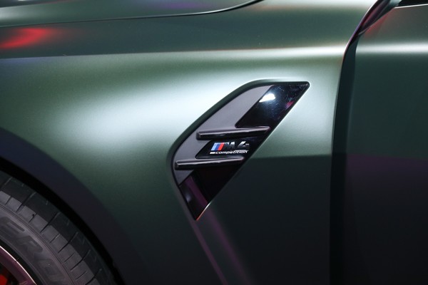 BMW M4 Coupe Exterior