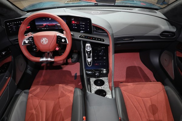 MG Cyber​​ster Interior