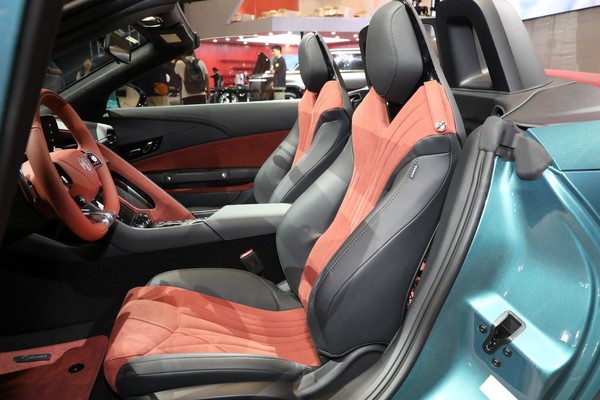 MG Cyber​​ster Interior