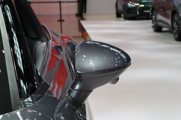 MG Cyber​​ster Exterior