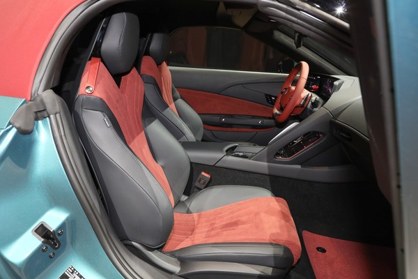 MG Cyber​​ster Interior