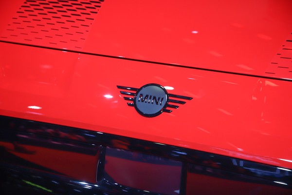 MINI Aceman Exterior