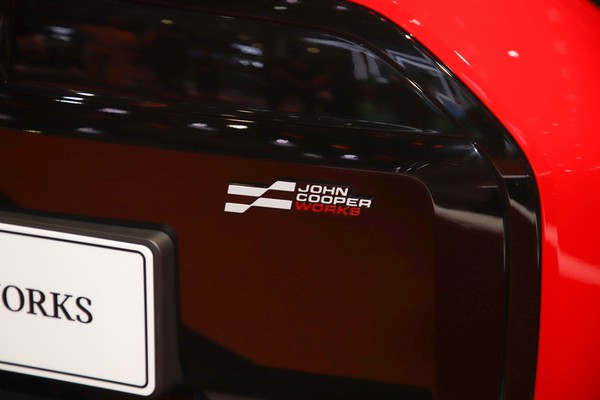 MINI Aceman Exterior