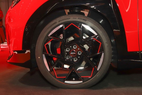MINI Aceman Exterior