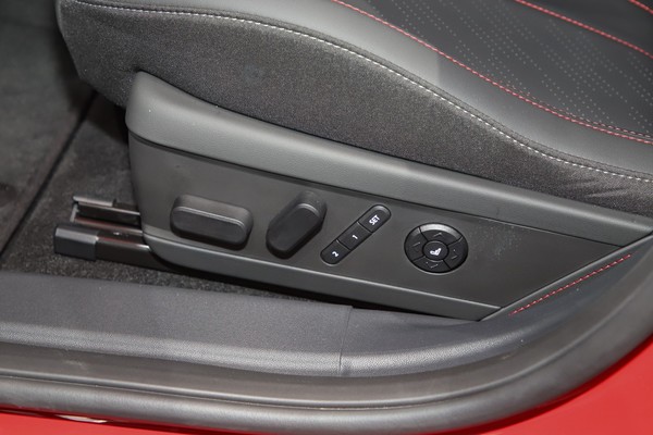 MINI Aceman Interior