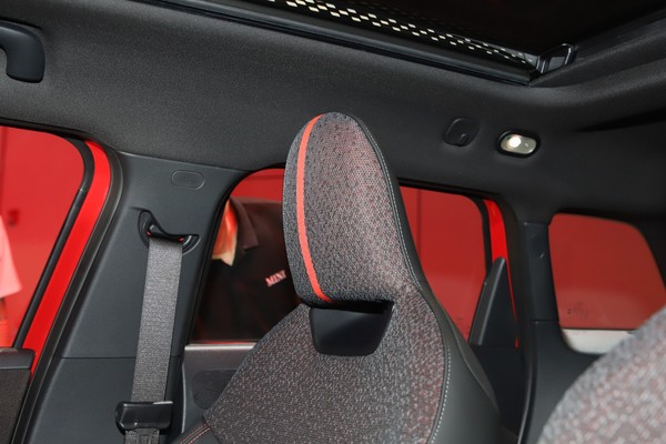 MINI Aceman Interior