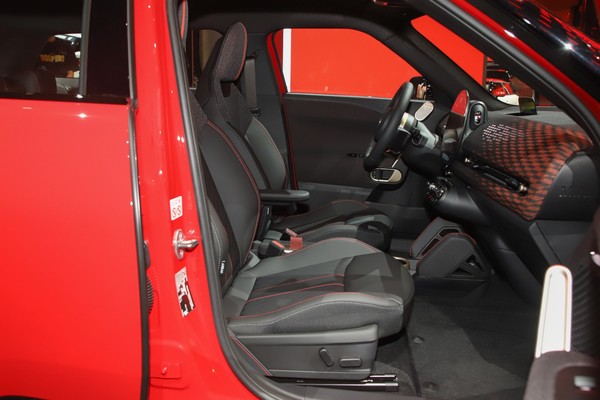 MINI Aceman Space