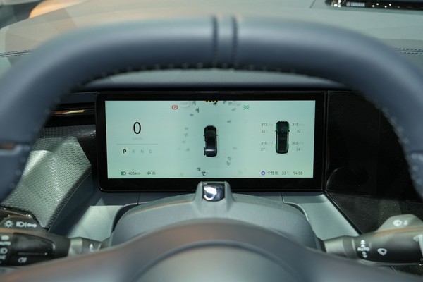 ZEEKR 009 Interior