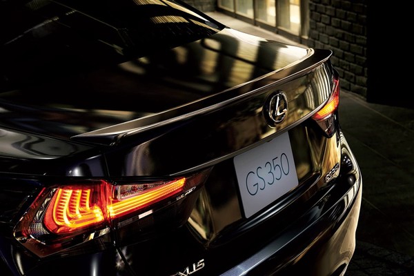 Lexus GS Official
