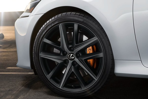 Lexus GS Official