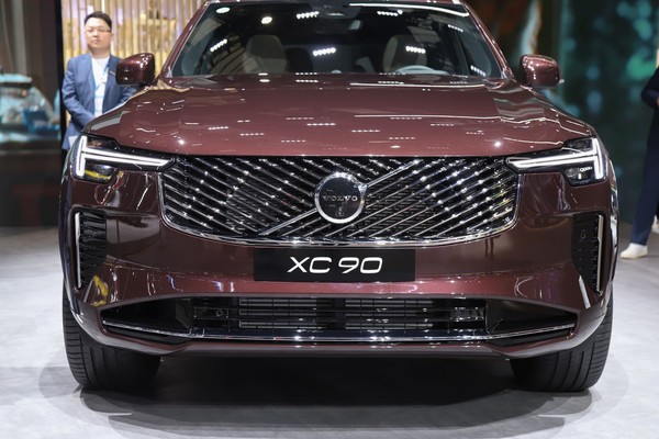 Volvo XC90 Exterior