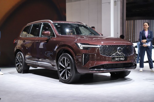 Volvo XC90 Exterior