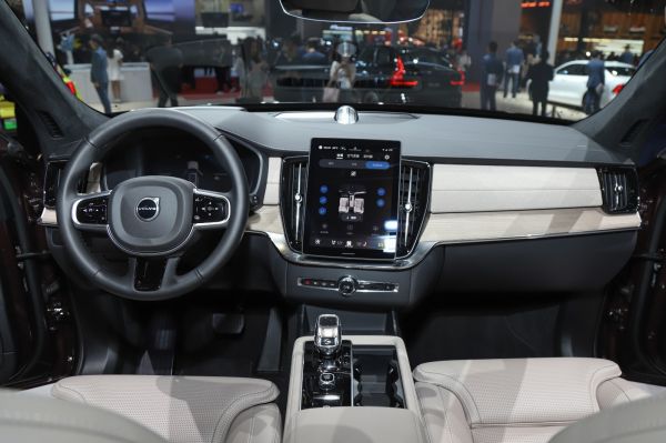 Volvo XC90 Interior