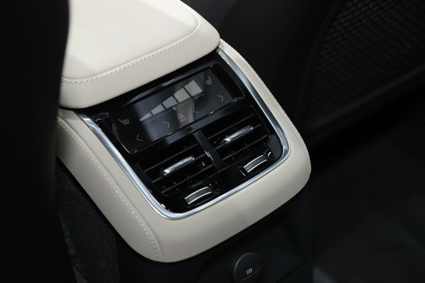 Volvo XC90 Interior