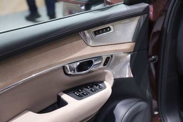 Volvo XC90 Interior