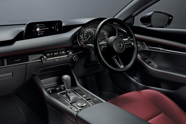 Mazda 3 Sedan Official