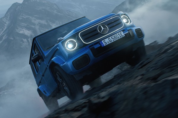 Mercedes-Benz G-Class Official