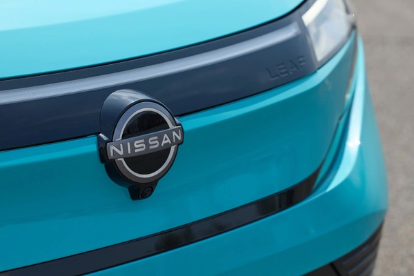 Nissan Leaf Official