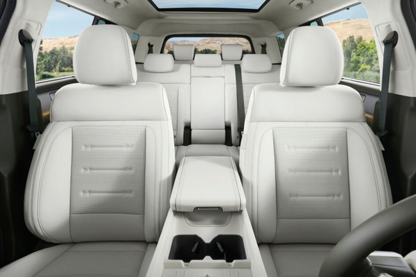 Hyundai Santa Fe Official