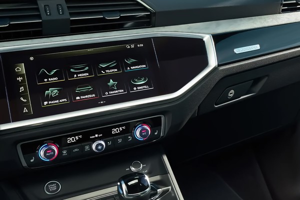 Audi Q3 Sportback Official
