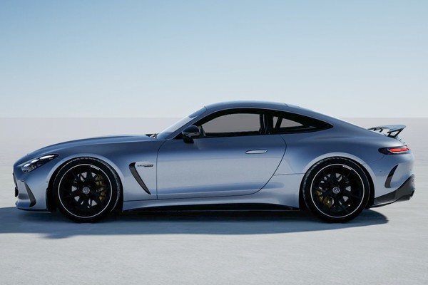 Mercedes-Benz AMG GT 63 Official