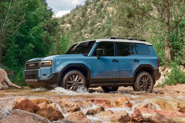 Toyota Land Cruiser 2025 photo