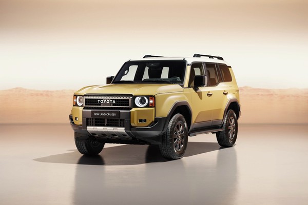 Toyota Land Cruiser Official