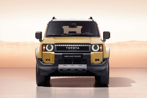 Toyota Land Cruiser Official