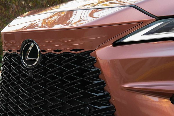 Lexus RX Official