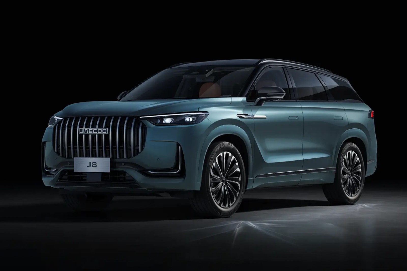 2025 Jaecoo J8 AWD photo