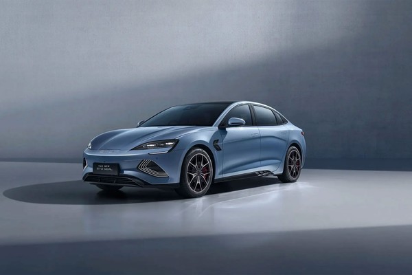 BYD Seal photo