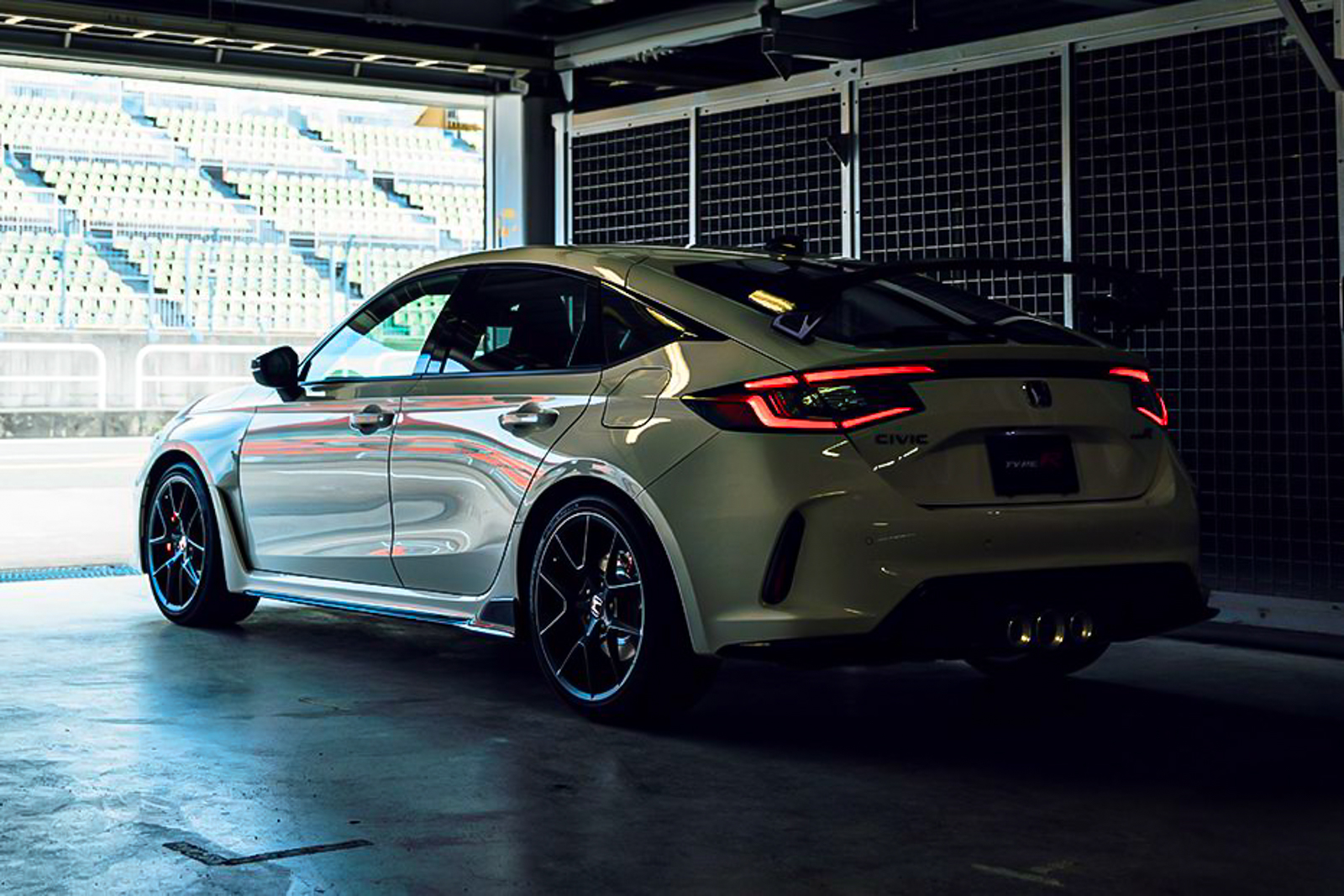 Honda Civic Type R 2018 photo