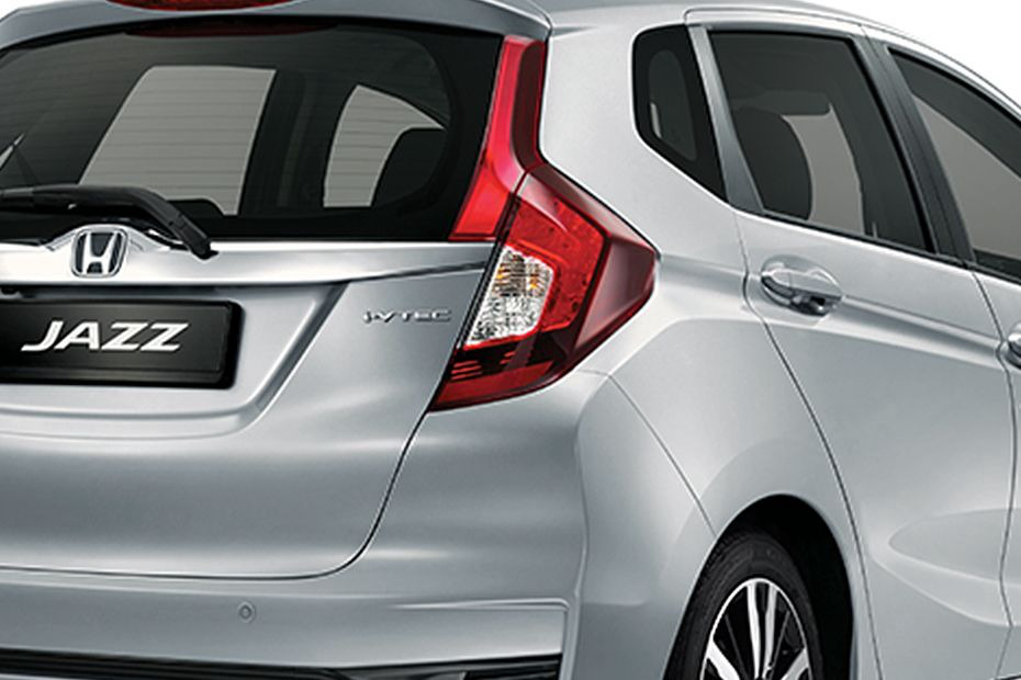Honda Jazz Photos: Rear of Car