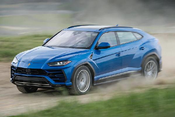 Lamborghini Urus Exterior