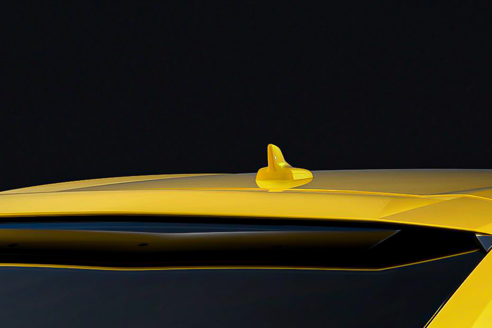 Lamborghini Urus Photos: Rear of Car