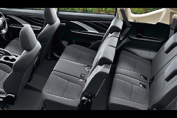 Mitsubishi Xpander Interior