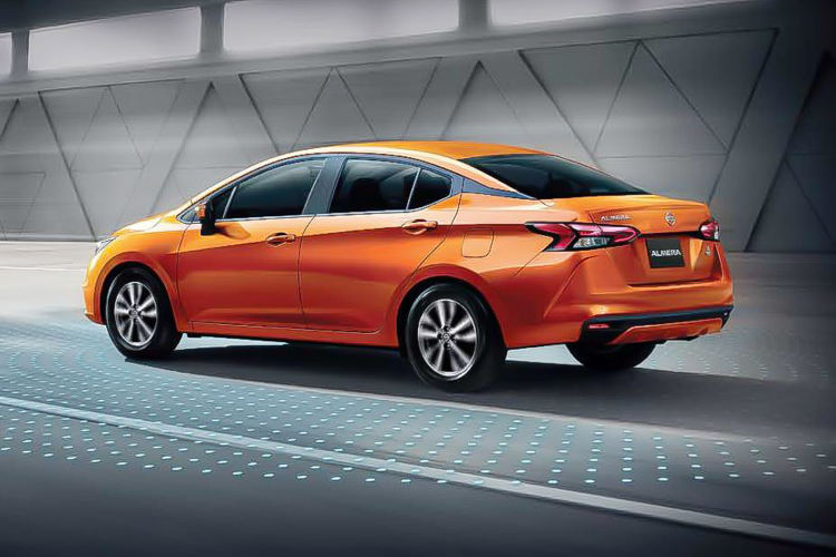 Nissan Almera Review