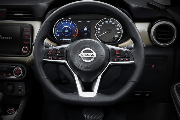 Nissan Almera Interior