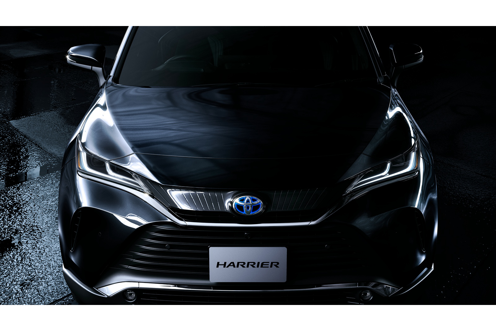 Front of the Car of Toyota Harrier