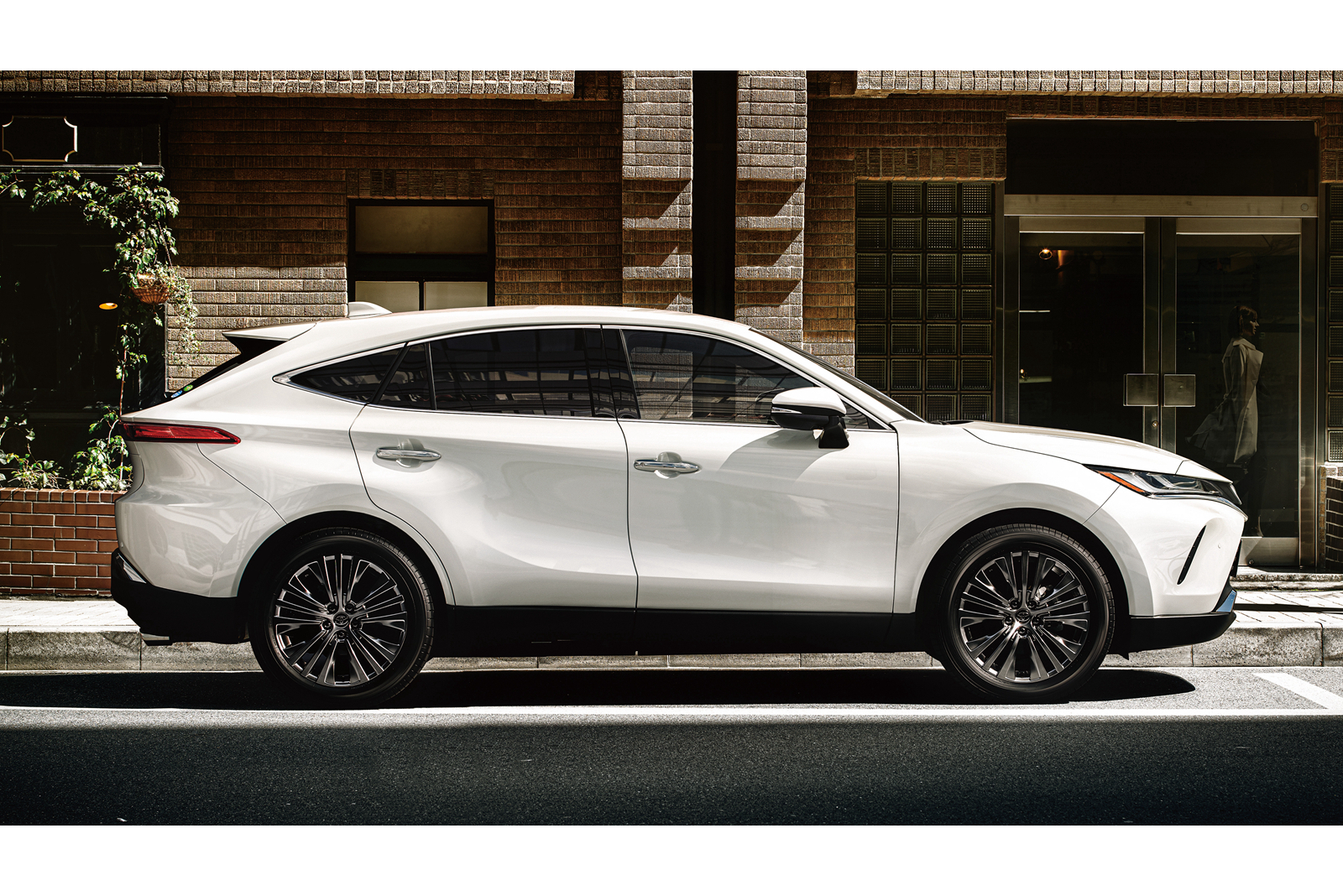 Vehicle Appearance of Toyota Harrier