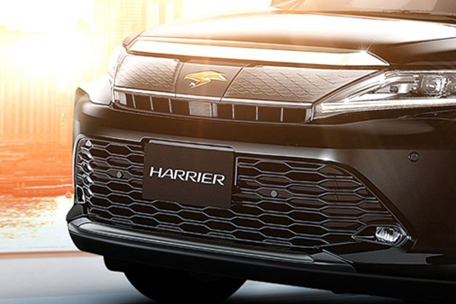 Front of the Car of Toyota Harrier