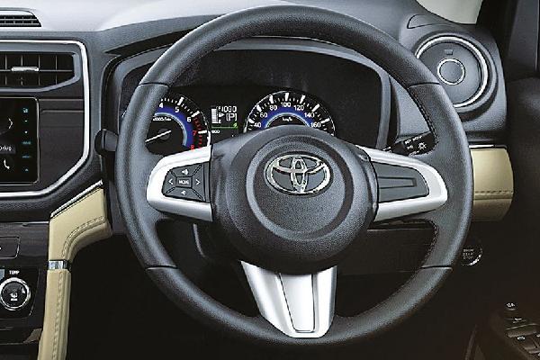 Toyota Rush Interior