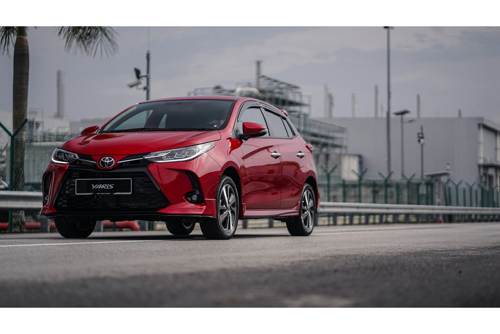 Toyota Yaris 2023 photo
