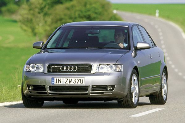 Audi A4 Official