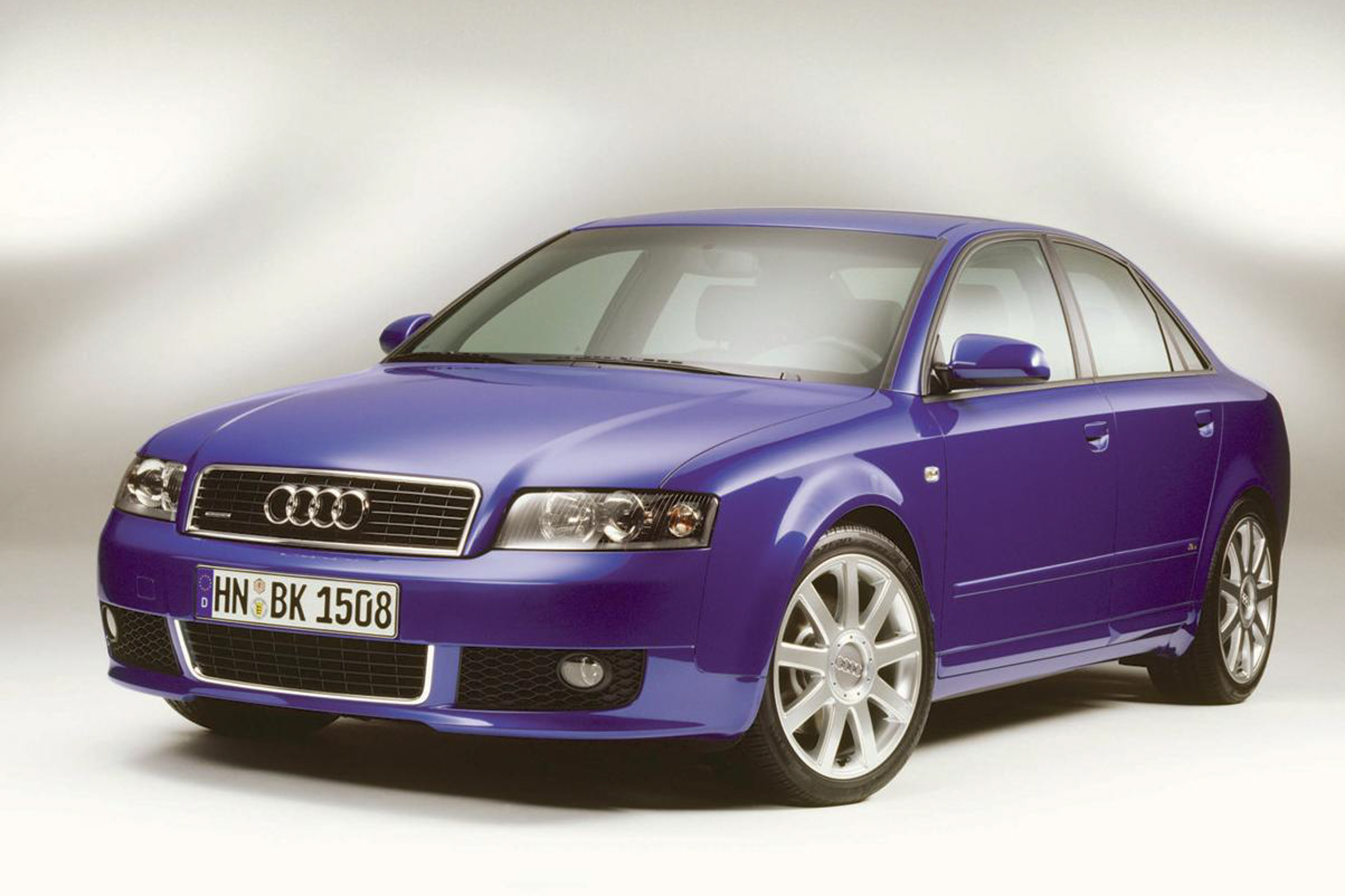 2003 Audi A4 public photo