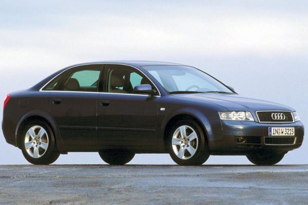 Audi A4 Official