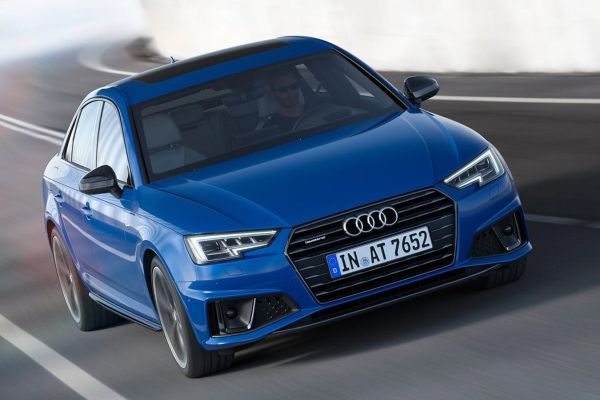 Audi A4 Official