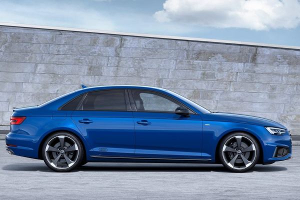 Audi A4 Official